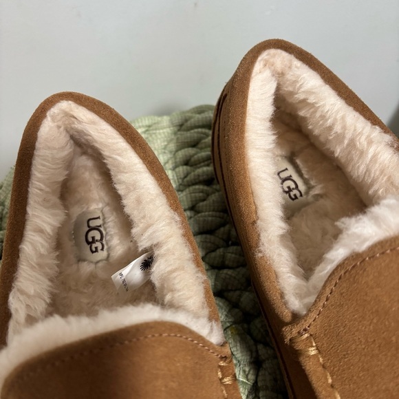 UGG Ascot Chestnut Suede Sherpa Lined Driving Moccasin Slippers NWOB - Picture 5 of 8